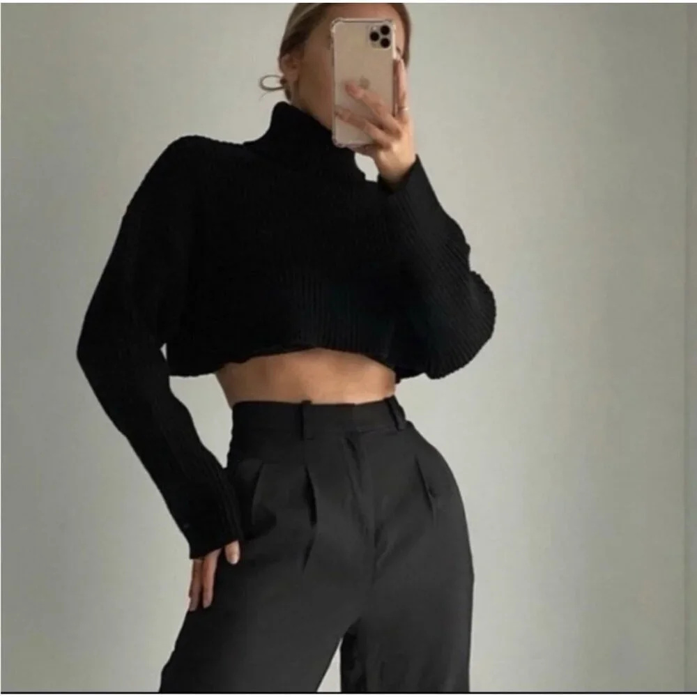 Zara Cropped Black Turtleneck Ribbed Women M Black Long Sleeve Sweater Oversized